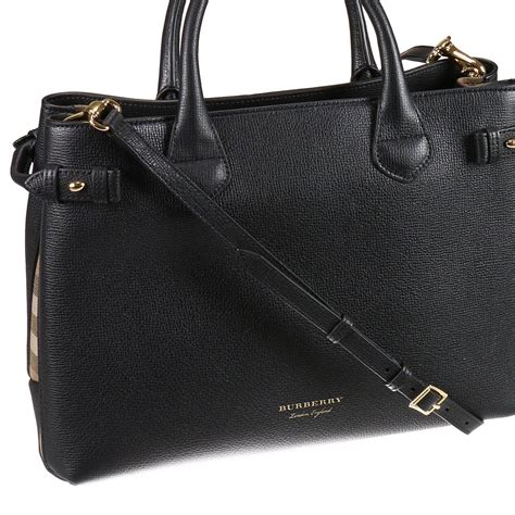 miglior prezzo burberry borsa a spalla shopping reversibile donna|Borse a spalla di Burberry Pre.